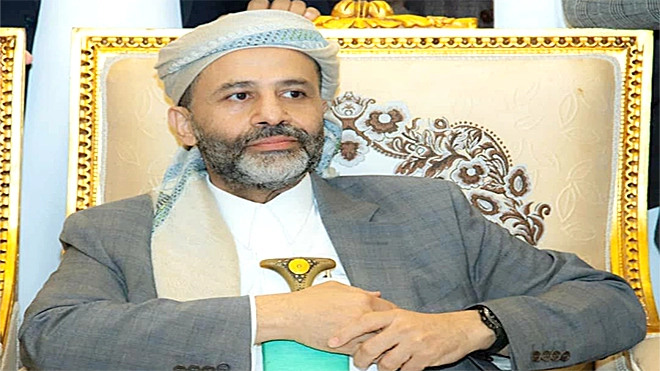 حميد الأحمر وقيادات بالإصلاح تنسق مع "المجلس السياسي" للعودة إلى صنعاء
